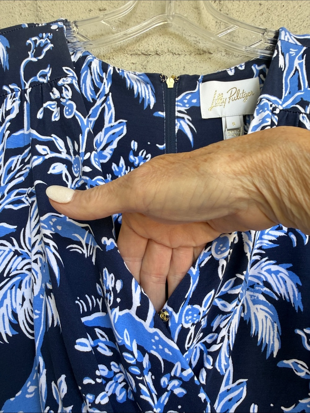NWT Lilly Pulitzer Jemma Sleeved Romper Low Tide Navy Tall Tales Size 6 - Picture 9 of 12